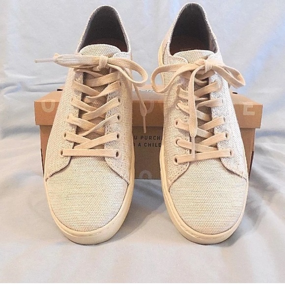 Toms Shoes - Toms Lenox Natural Yarn Dye Size 7.5 NEW